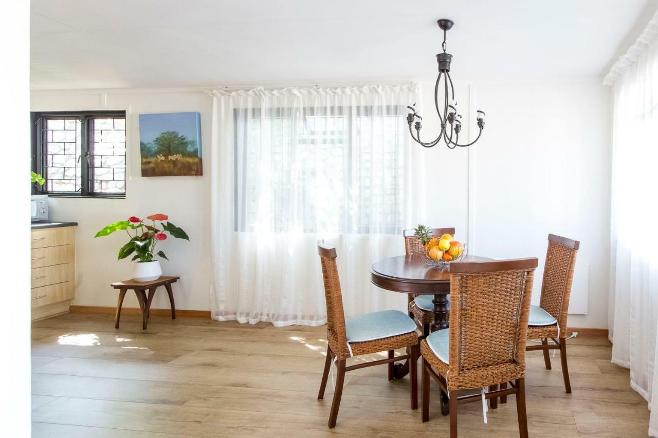 Garden Cottage In Ambiente Guest House Knysna Bagian luar foto