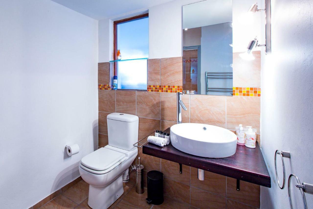 Garden Cottage In Ambiente Guest House Knysna Bagian luar foto